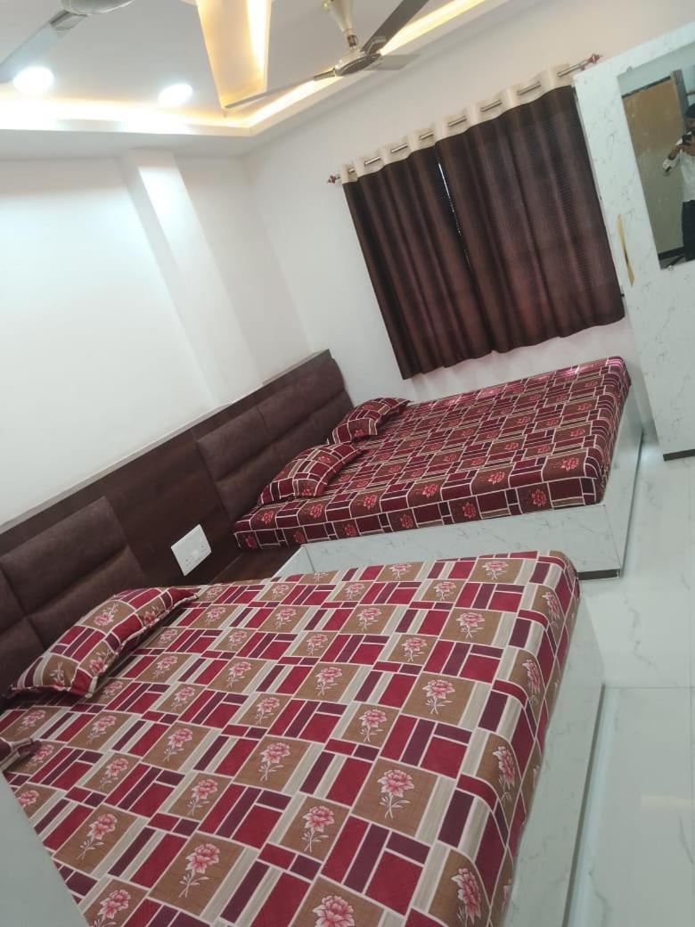 Hotel Shree Shyam Sharnam Godarpura Bagian luar foto