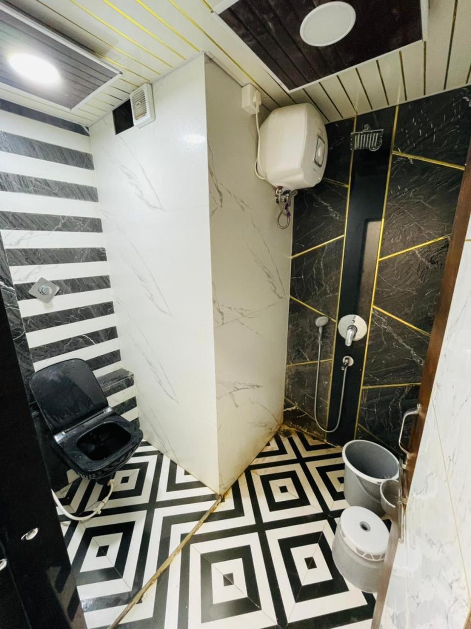 Hotel Shree Shyam Sharnam Godarpura Bagian luar foto