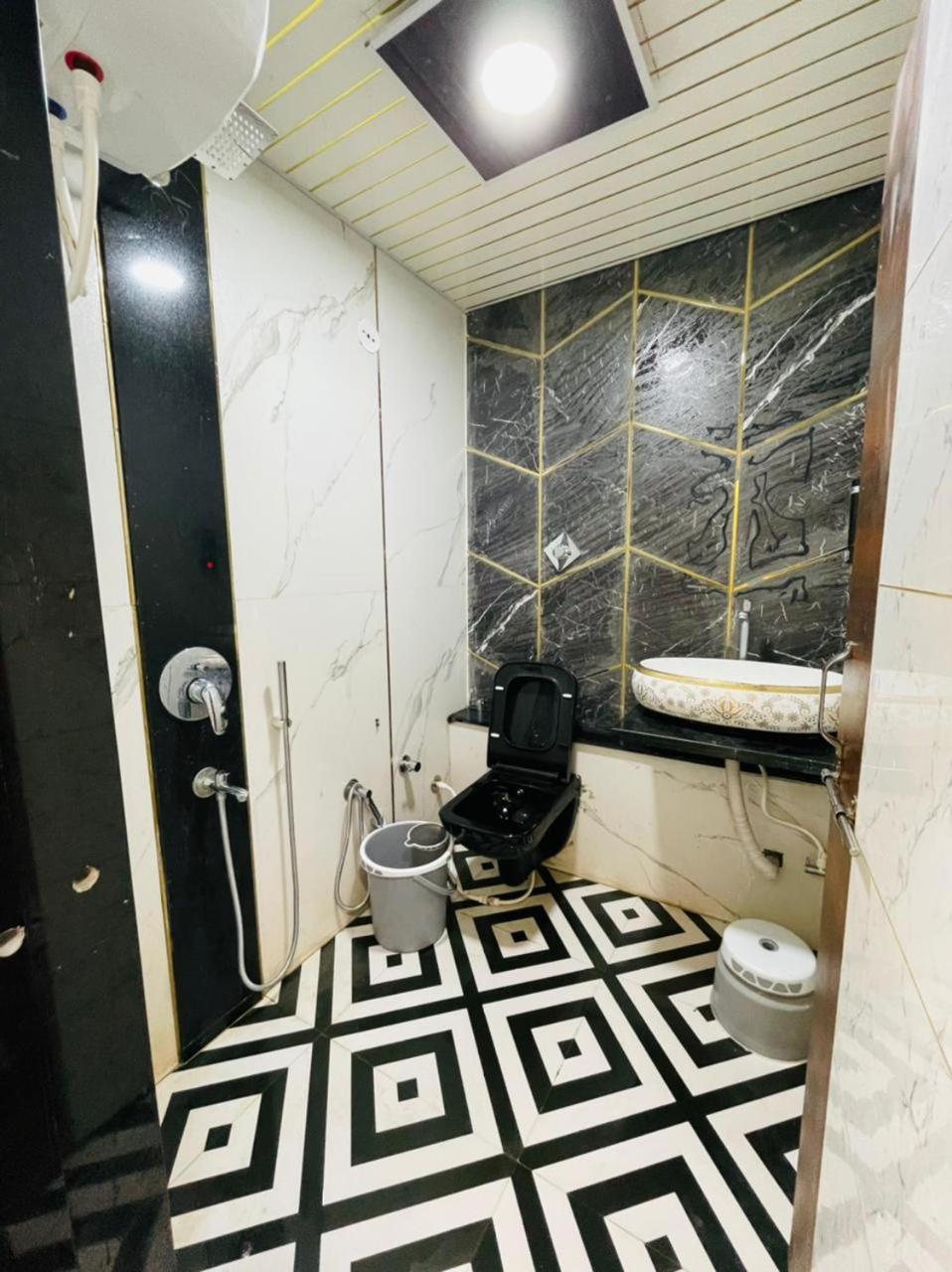 Hotel Shree Shyam Sharnam Godarpura Bagian luar foto